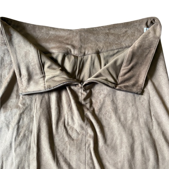 Faux Suede A-Line Skirt Fall Preppy Chic Size 10 Minimalist - Picture 5 of 5